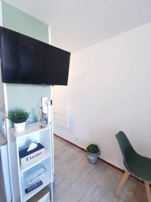 Superbe Studio Renove Avec Piscine Et Vue Marina Le Barcarès Eksteriør billede